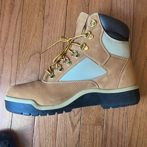 Timberland Boot (8.5) - Picture 5 of 6